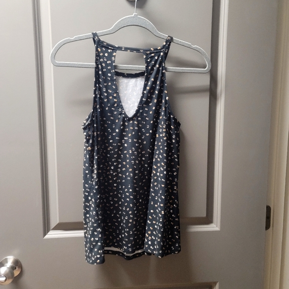 Patterned Tank Top - Picture 3 of 4